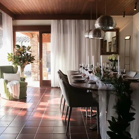 Dexeus Villa *