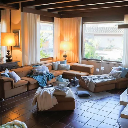 Dexeus Villa *