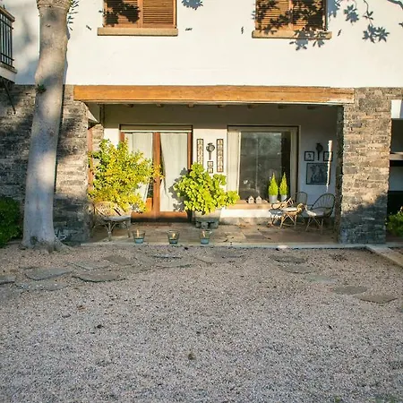 Dexeus Villa *